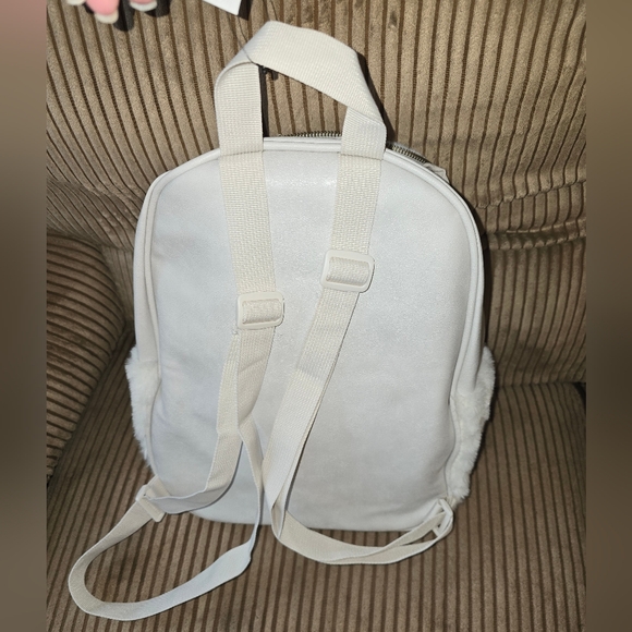 Hedwig Faux Fur Backpack - Picture 5 of 7